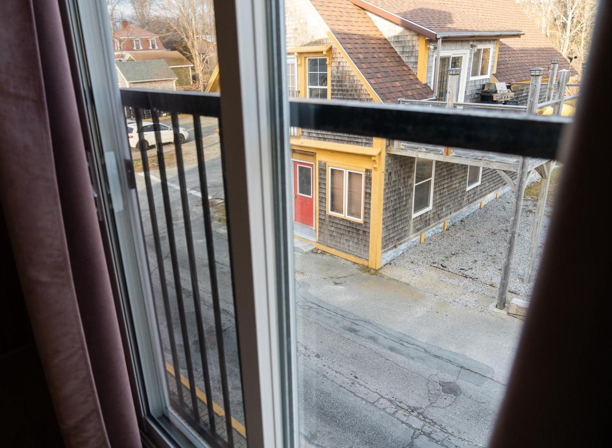 Albert'S Shelburne Exterior foto